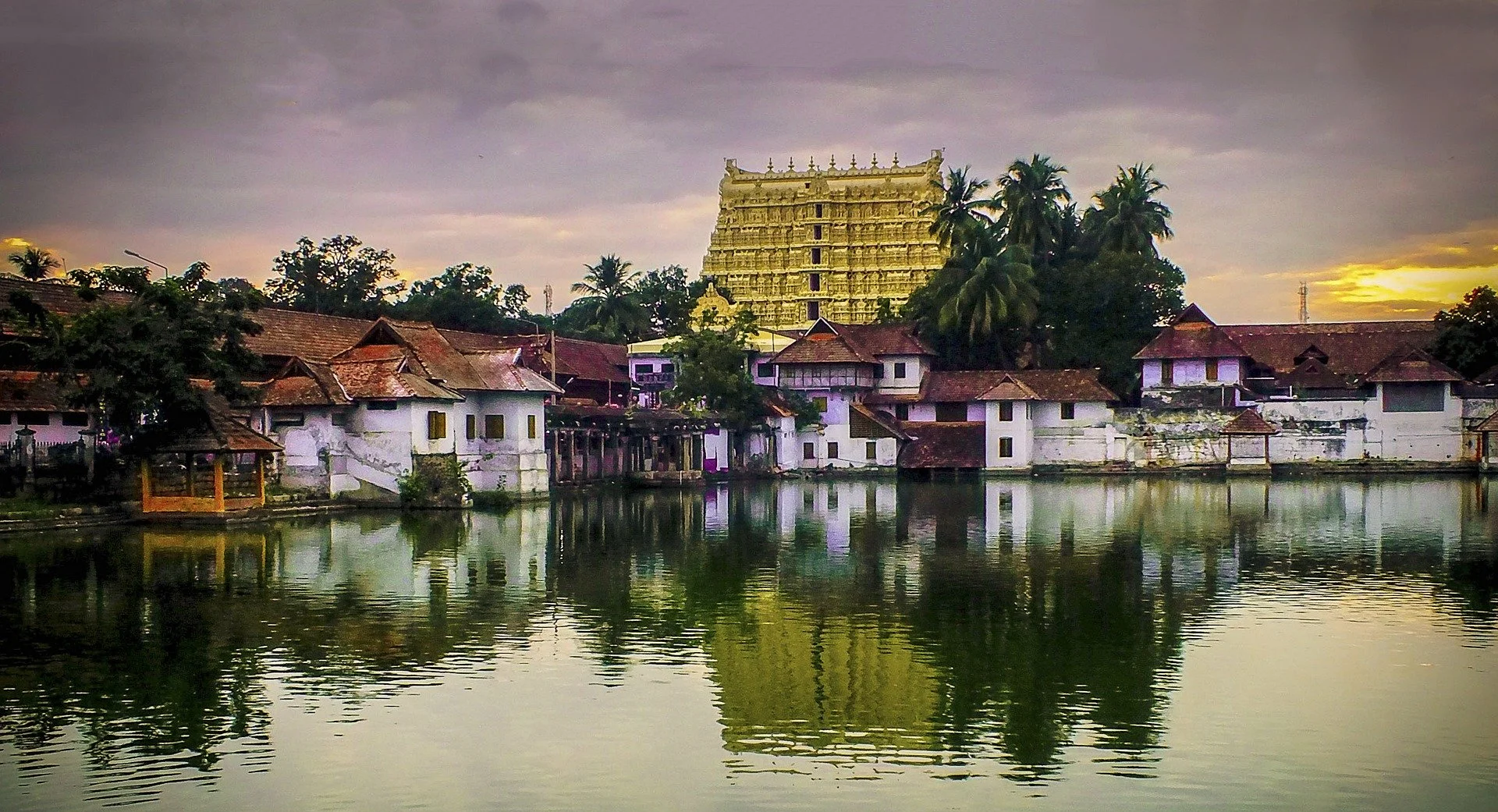 Cochin - Alleppey - Trivandrum